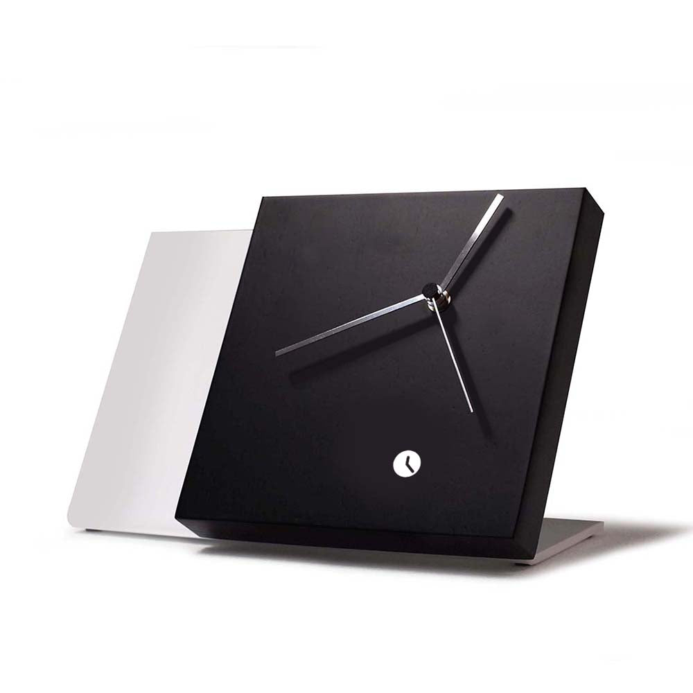 black tothora tact 18 desk clock on white background