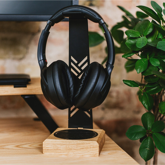 halostands headphone stand in oak on wooden desk with atx-m40 headphones